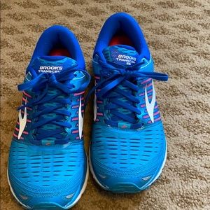 Brooks running shoes sz 7.5